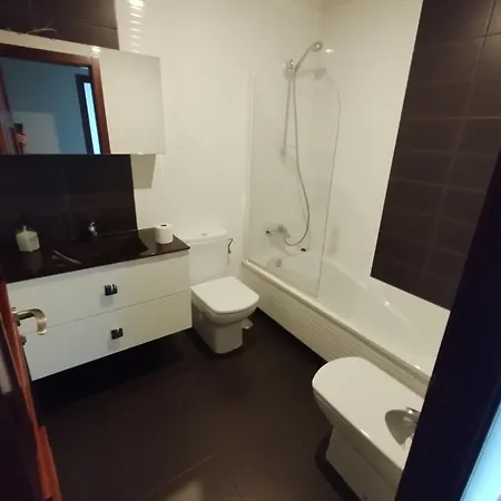 아파트 En Con Piscina